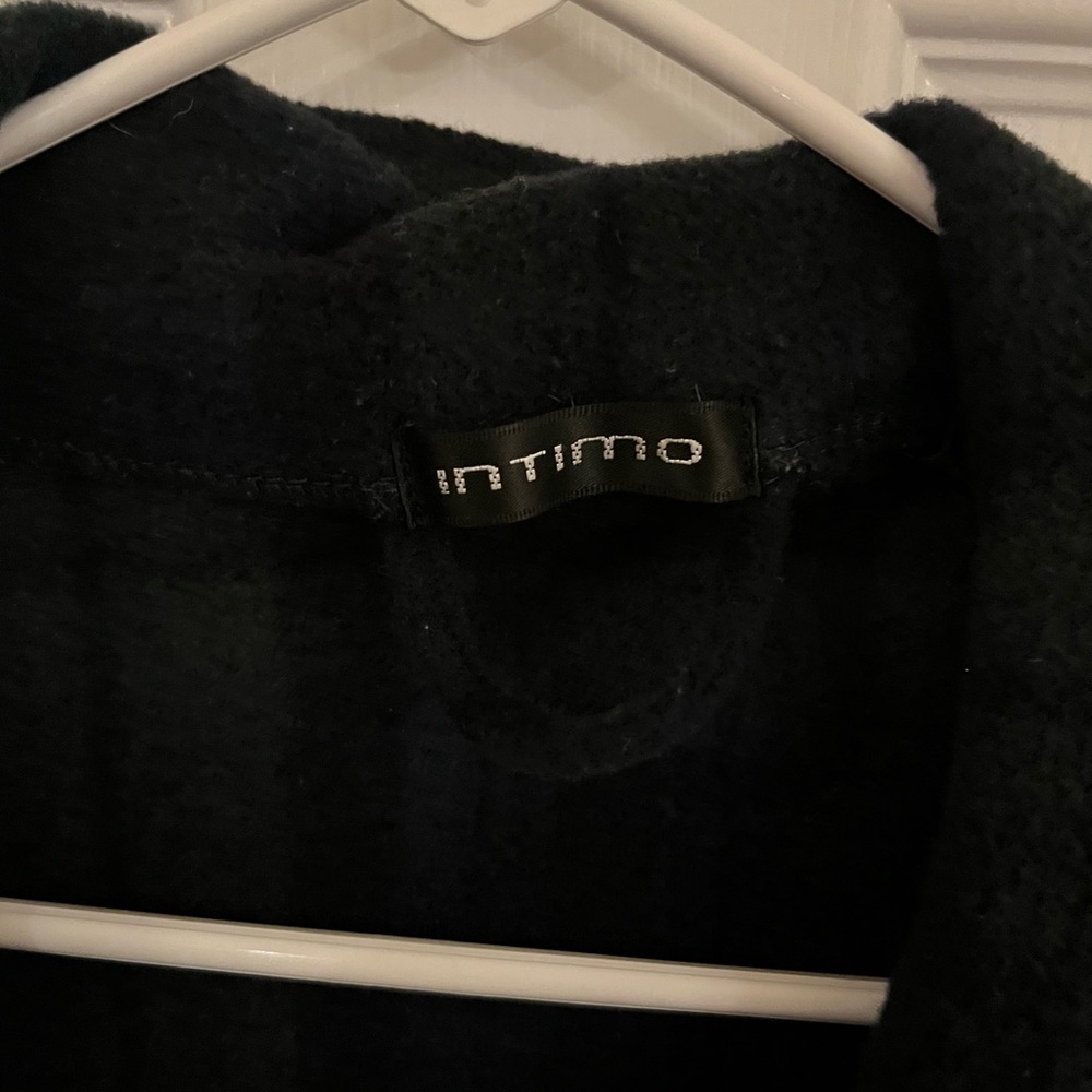 Black Plaid Men’s Robe - Picture 3 of 6